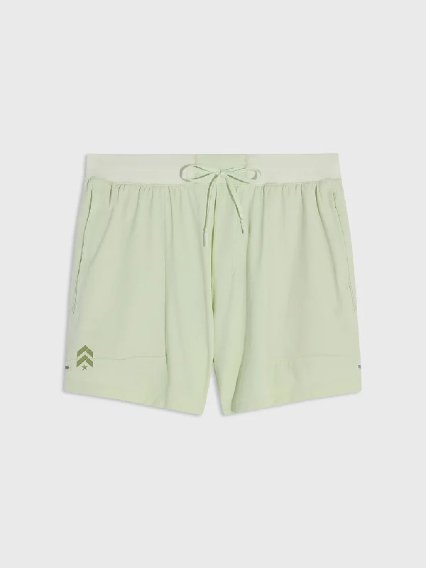 LULULEMON LICENSE TO TRAIN SHORT 5IN LL